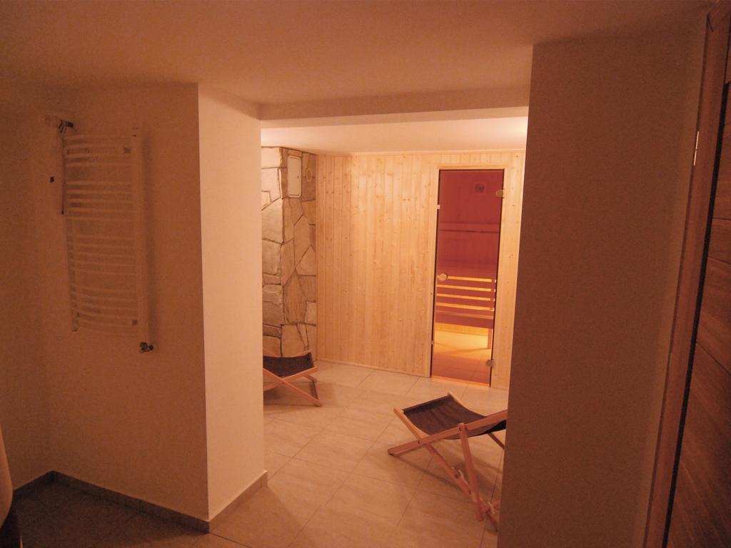 Karolinka Guest House Щирк Экстерьер фото