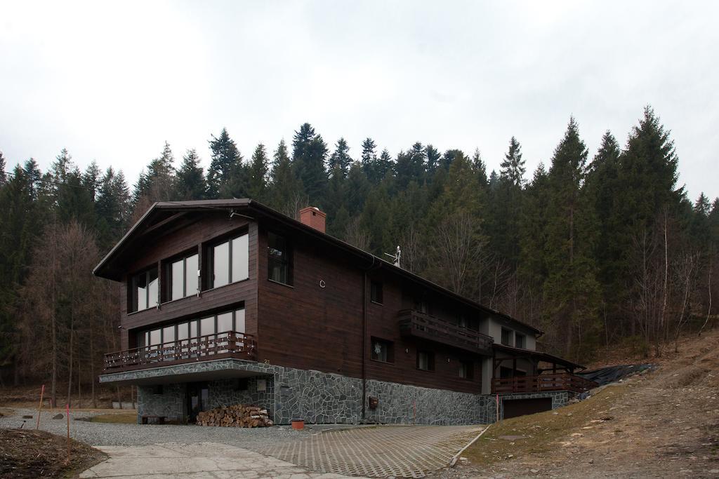 Karolinka Guest House Щирк Экстерьер фото