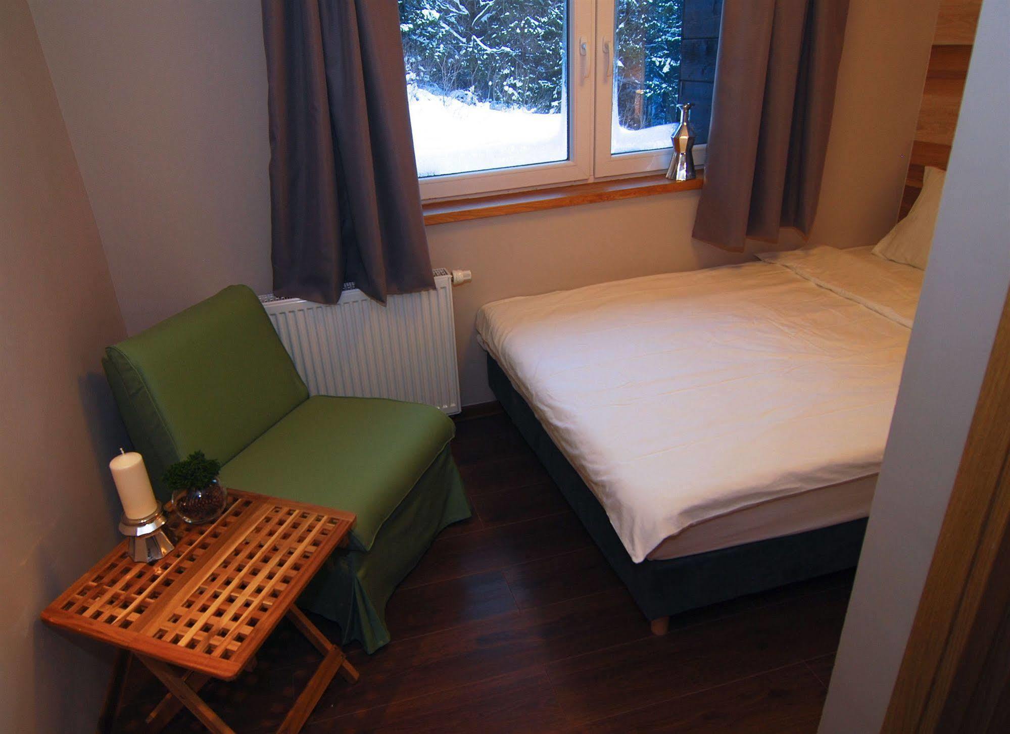 Karolinka Guest House Щирк Экстерьер фото